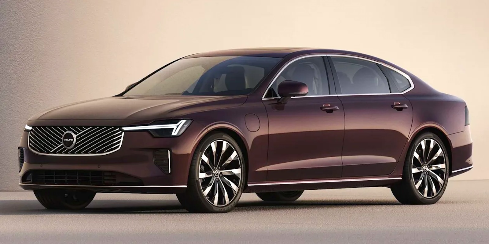 Volvo Cars today reveals the new Volvo S90 – more elegant and comfortable than ever with a comprehensive suite of high-end technology and design updates.
