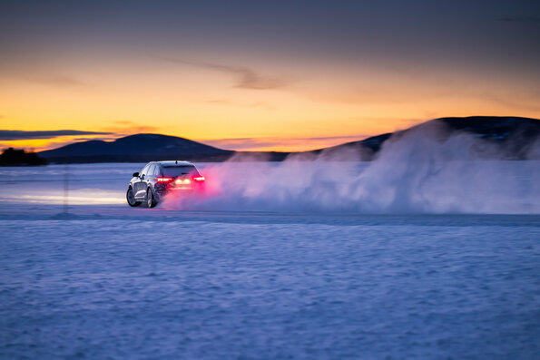 Audi-Q6-e-tron-photos