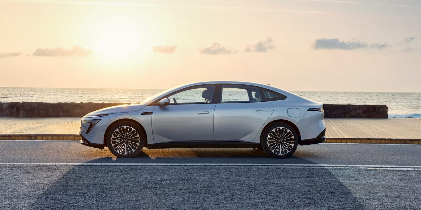 Nissan's-new-N7-EV